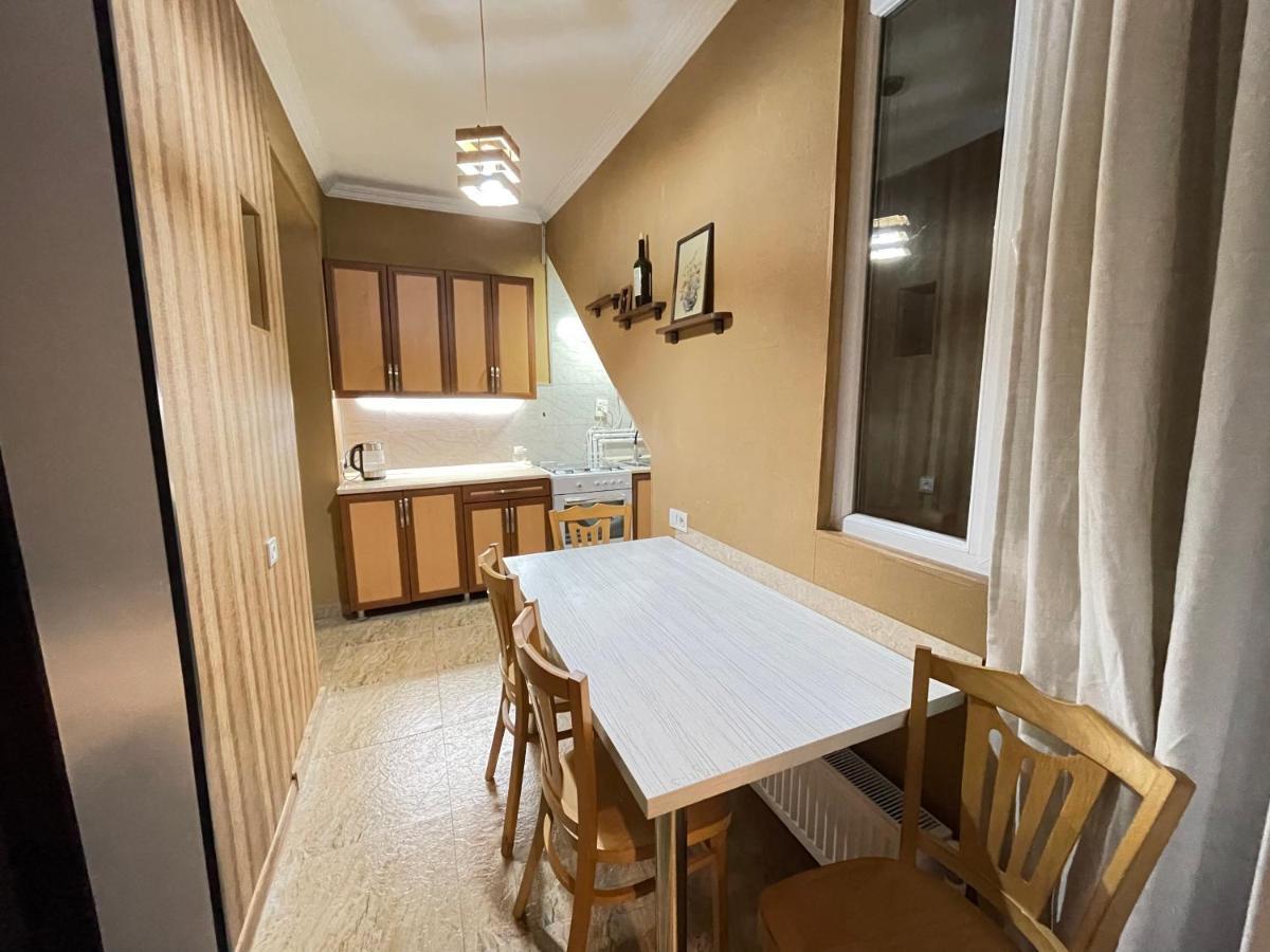 La Casa De Tbilisi Apartman Kültér fotó